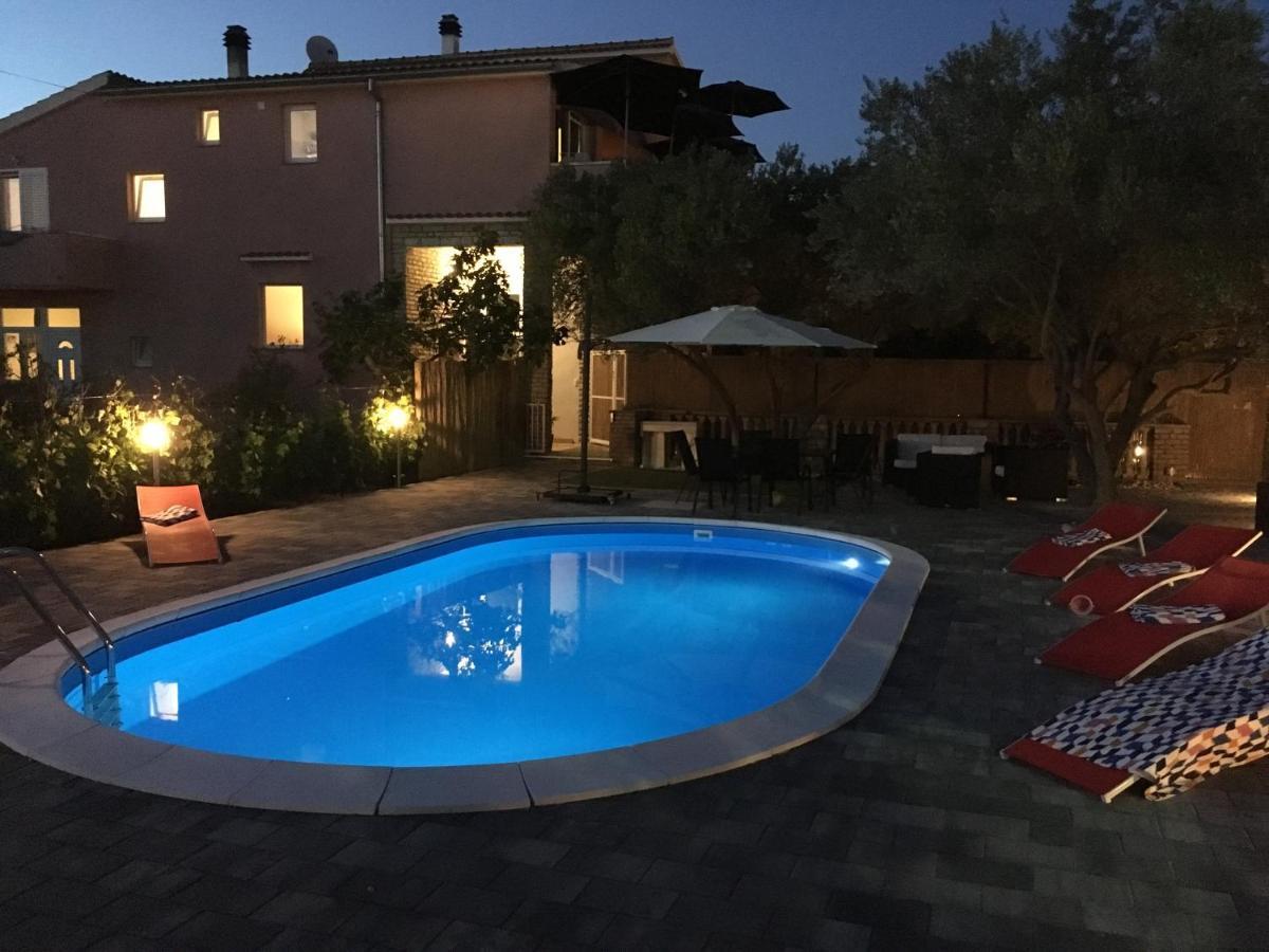 Apartment With Private Pool Сукошан Экстерьер фото